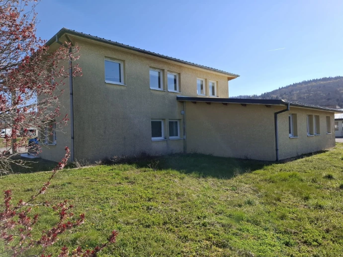 face arrière du bâtiment